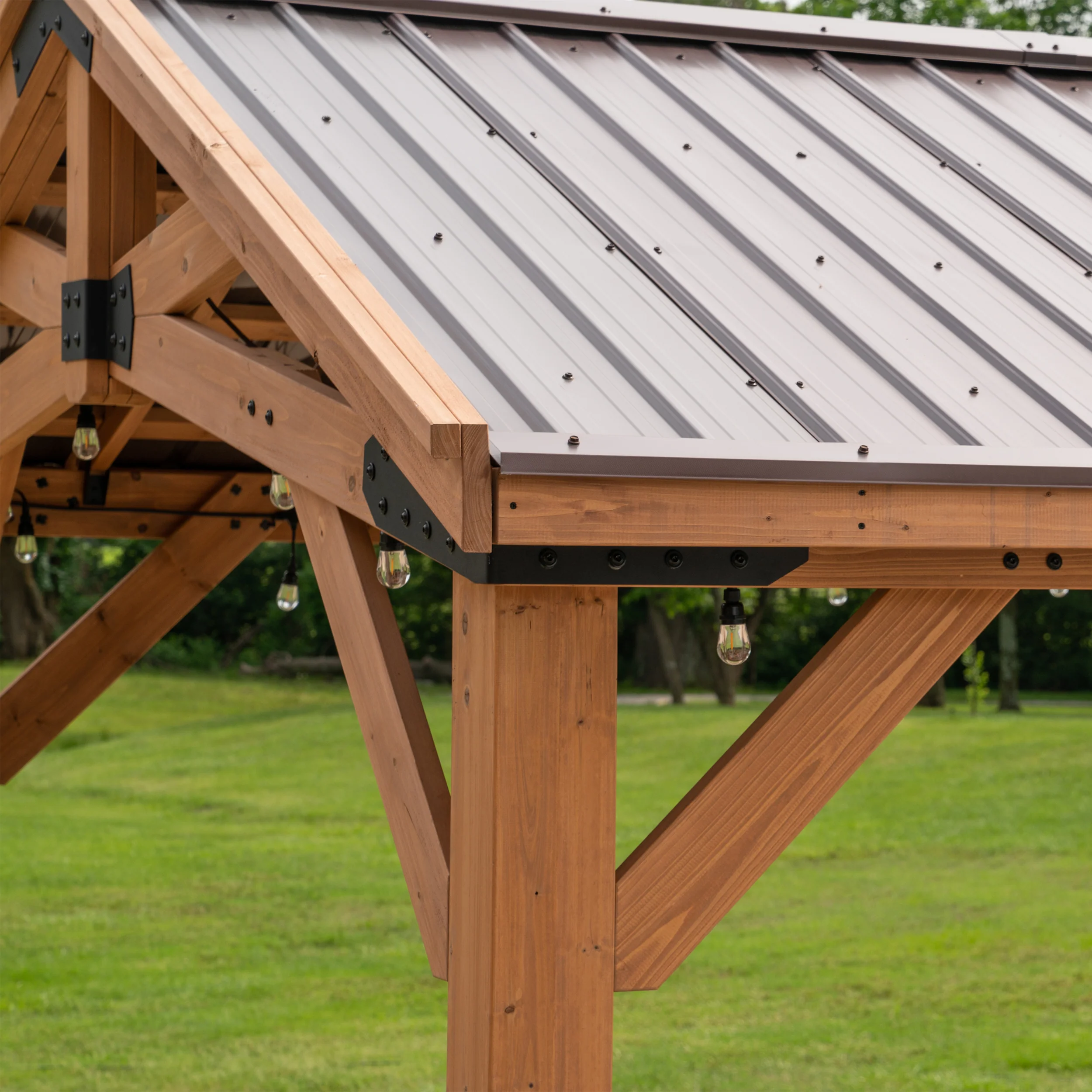 5.0m x 3.7m (16ft x 12ft) Norwood Gazebo - Image 6