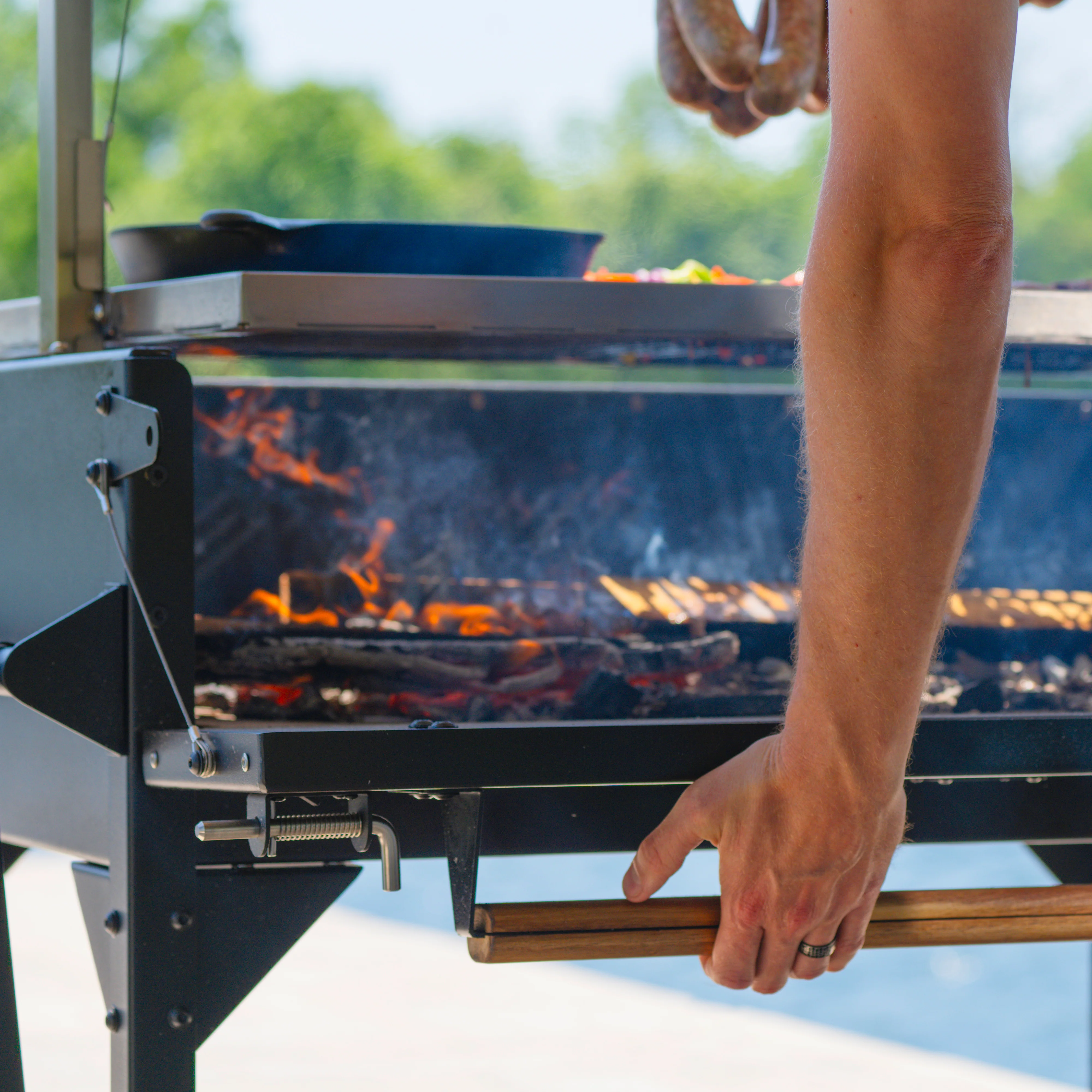 Argentine/Santa Maria Heritage BBQ Grill with Wood Fire and Charcoal Grill - Image 11