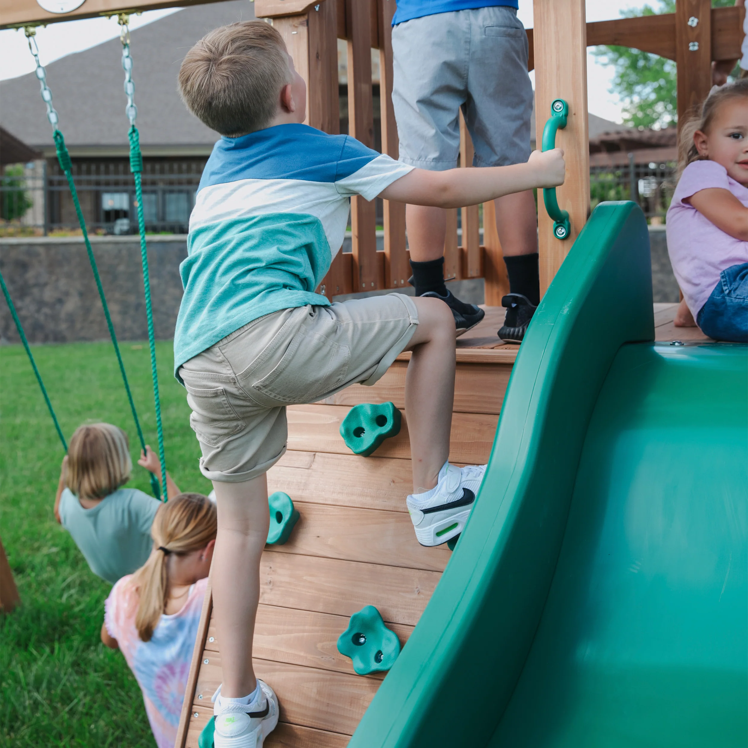 Lightning Ridge Swing Set and Climbing Frame - Image 3