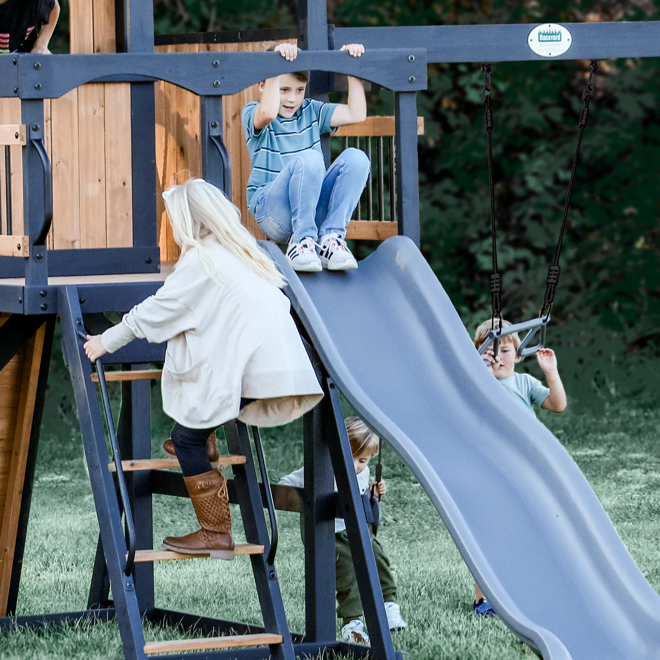 Timber Crossing Swing Set and Climbing Frame - Image 8
